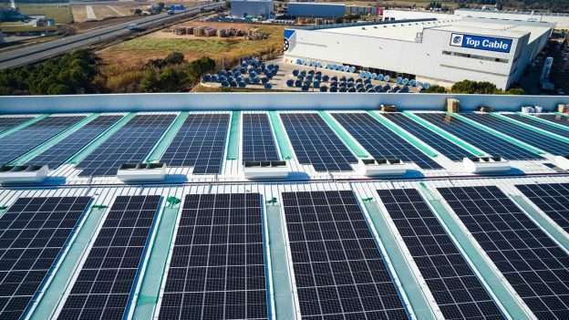 Techo fotovoltaico - energía verde