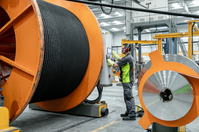 ¿Qué cables ofrece Top Cable en LATAM?